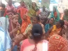 Protest Liquor Shops Intensifies